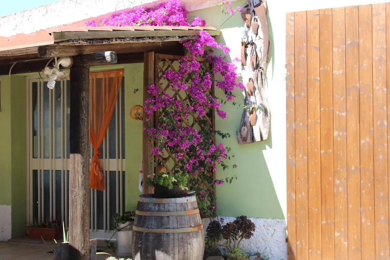 Agriturismo Pira Pinta Dorgali 0*,  Italien